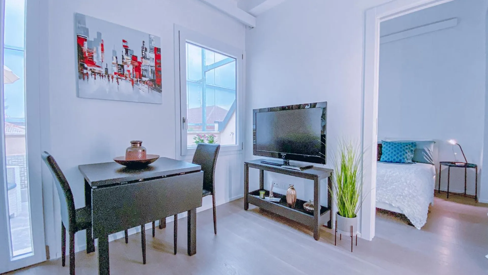 Apartment Am65 Suite - 16 Min Duomo Terrazzo Parcheggio Milan Italy