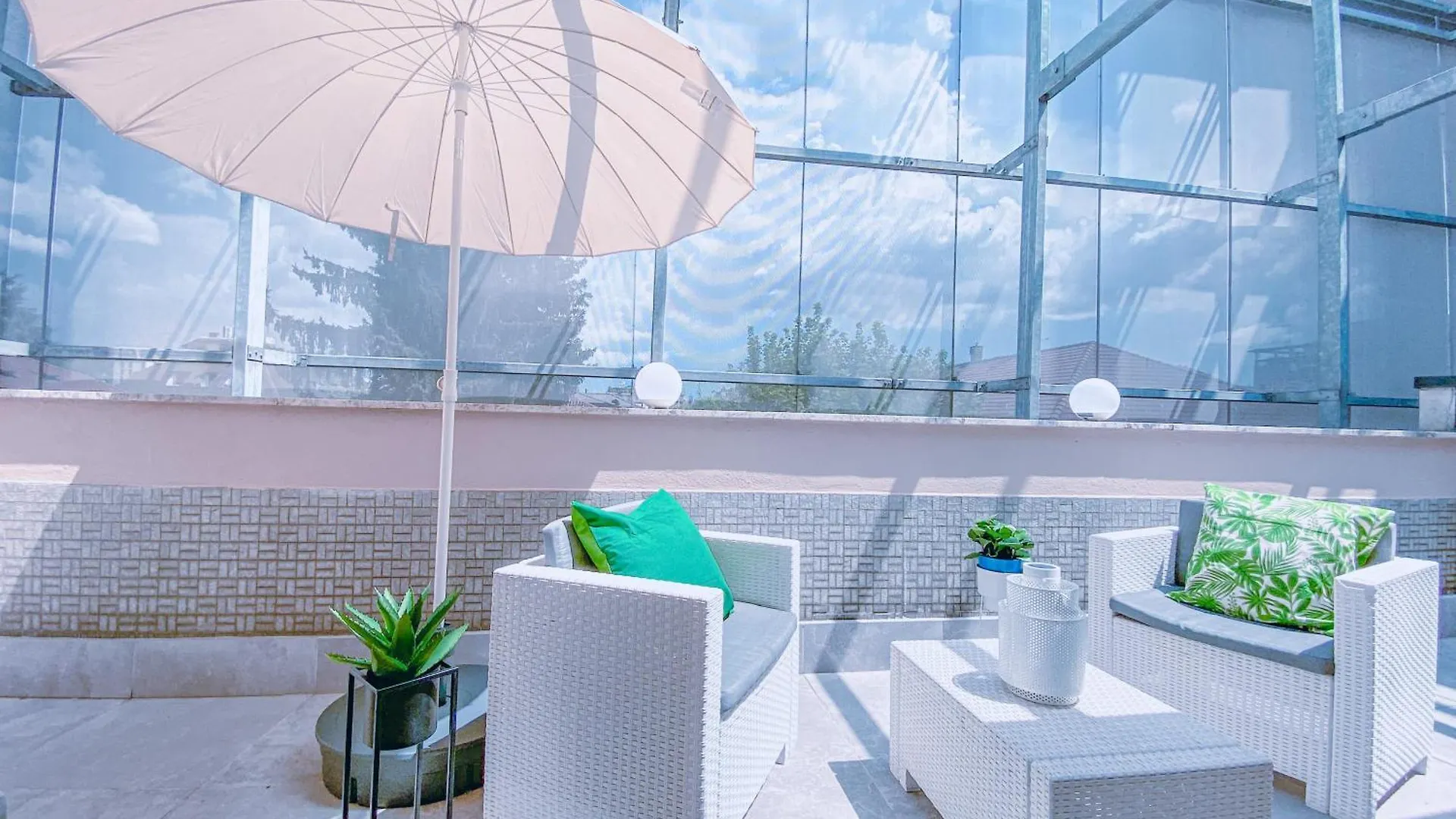 Am65 Suite - 16 Min Duomo Terrazzo Parcheggio Milan Apartment